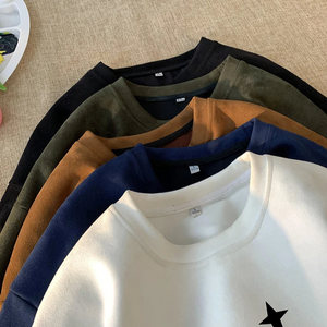 Knobby Star Graphic Crew Neck T-Shirt , - Streetwear T-Shirts - Slick Street