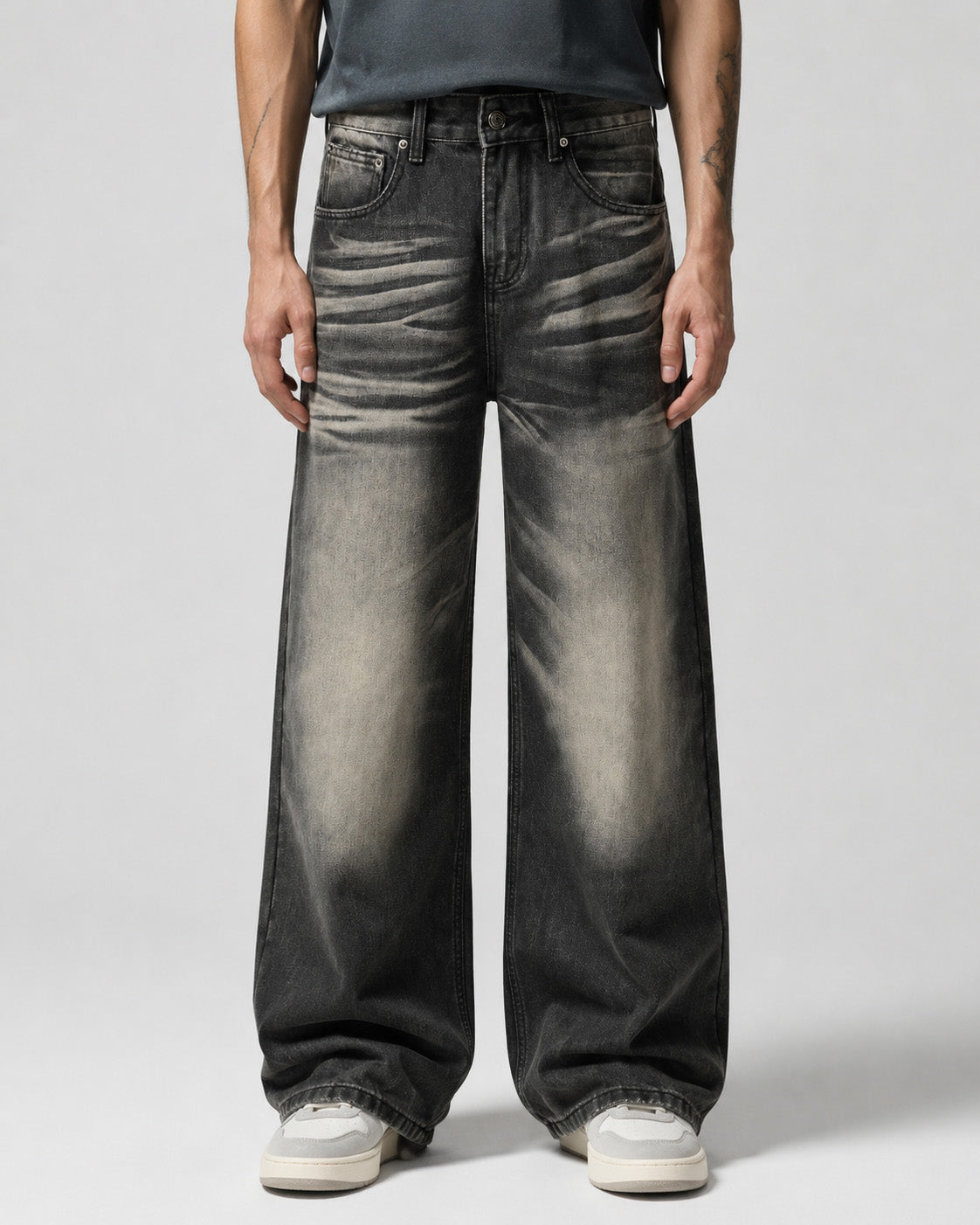Dustveil Fade Jeans Black, 28 - Streetwear Jeans - Slick Street