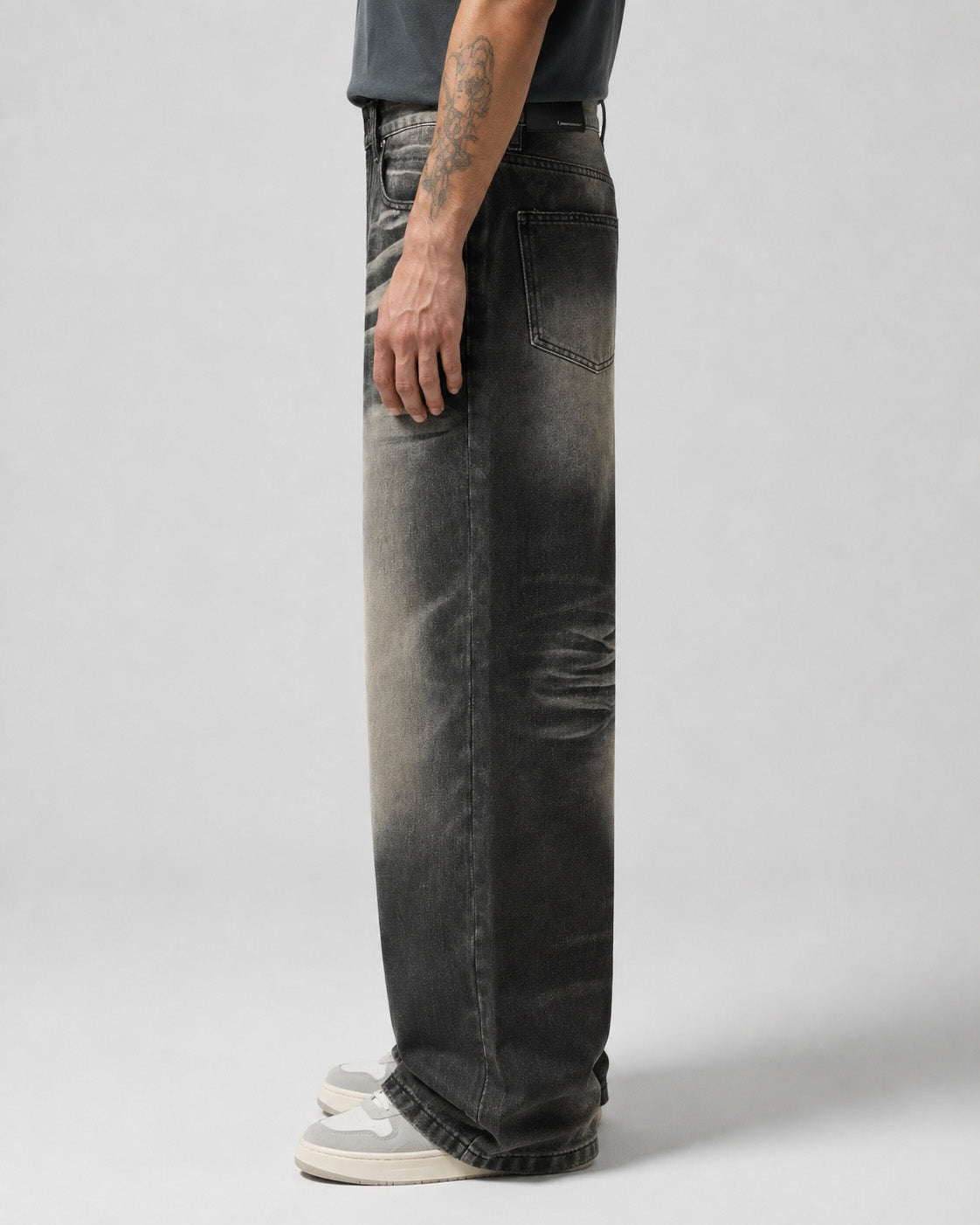 Dustveil Fade Jeans , - Streetwear Jeans - Slick Street