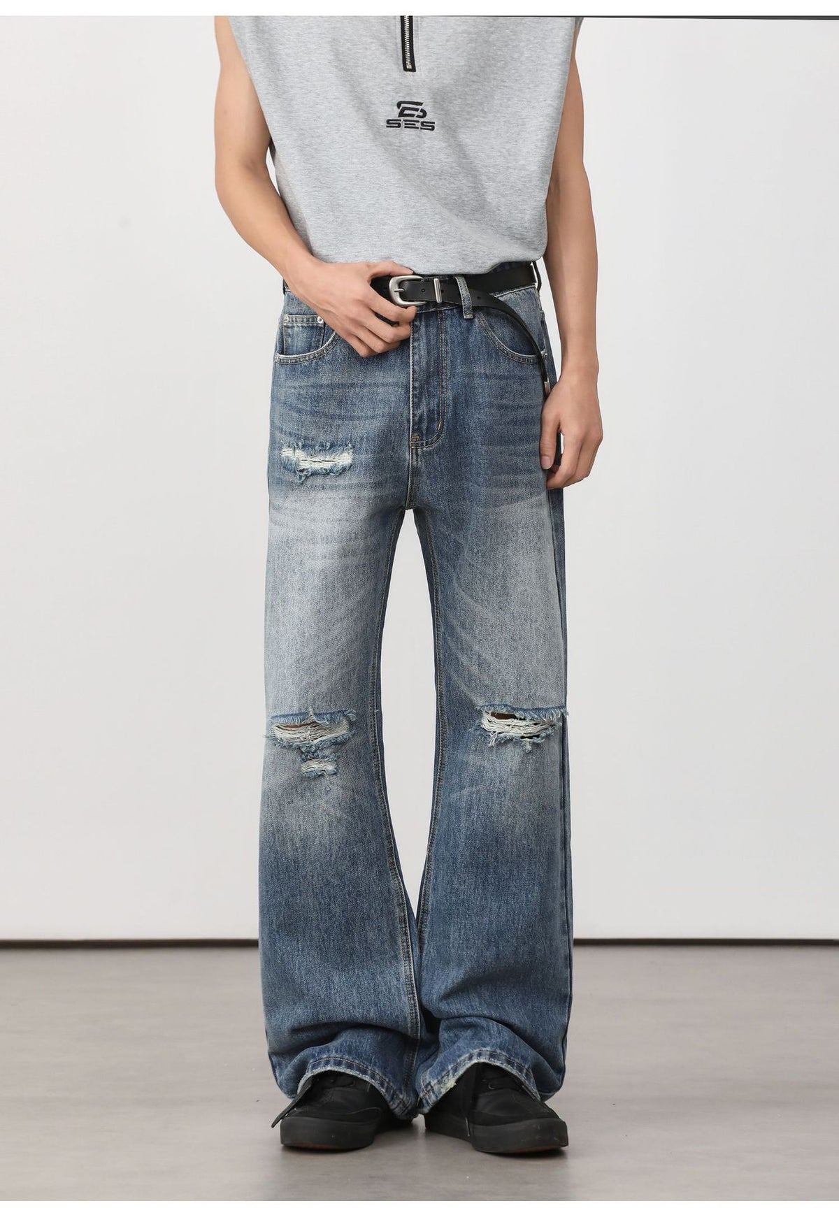 Distressed Flare Jeans , - Streetwear Jeans - Slick Street