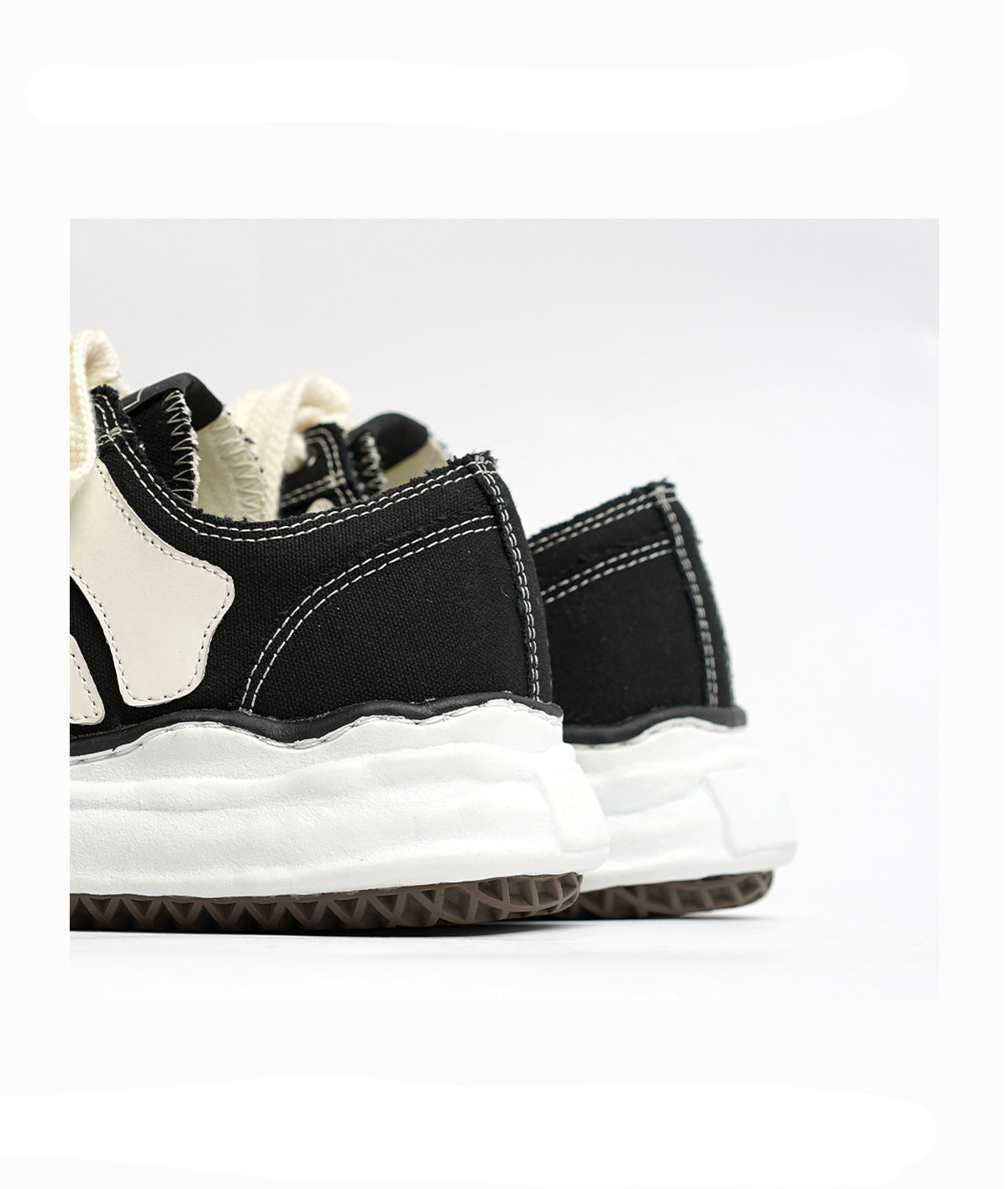 Fracture Low Sneakers