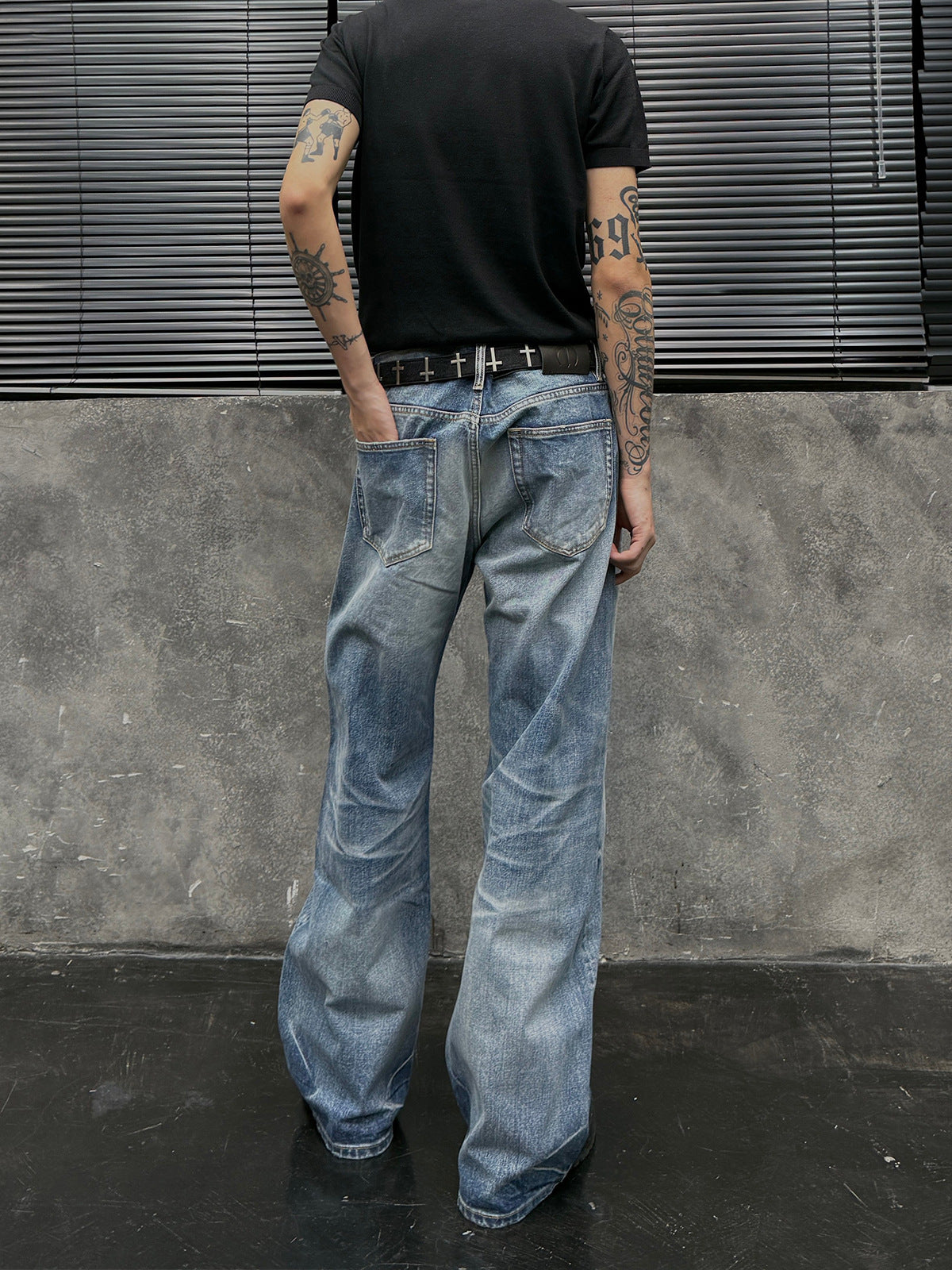 Blue Line Washed Jeans