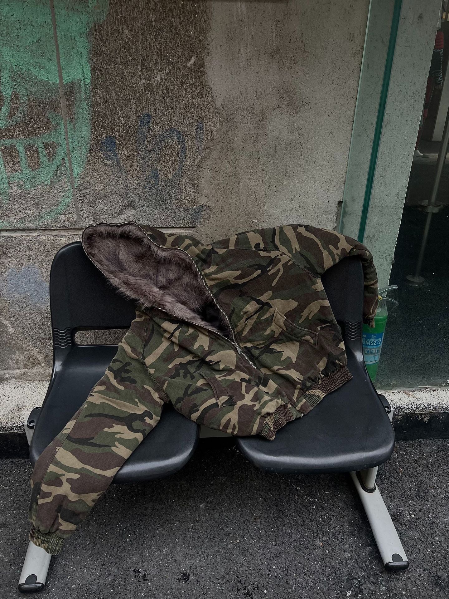 description_selected17