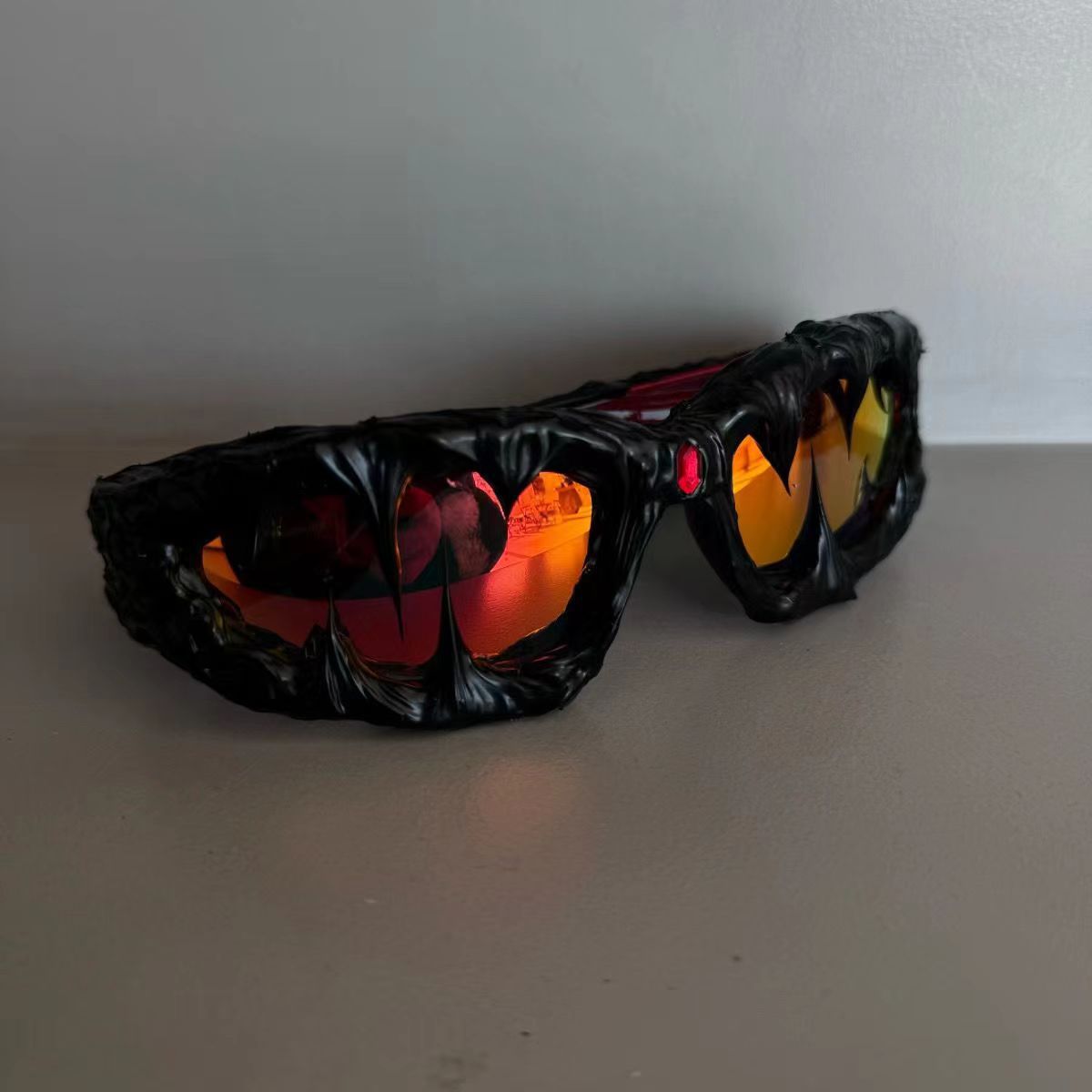 Venom Drip Resin Sunglasses Ruby, 14.8*12.2*5CM - Streetwear Accessories - Slick Street