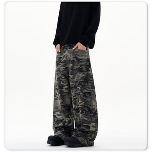 Retro Camo Workwear Wide-Leg Jeans , - Streetwear Jeans - Slick Street