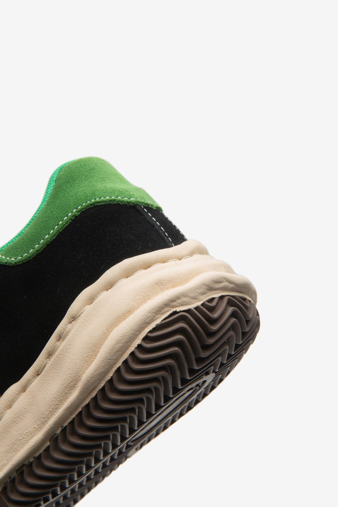 MELT Sneakers - Venom