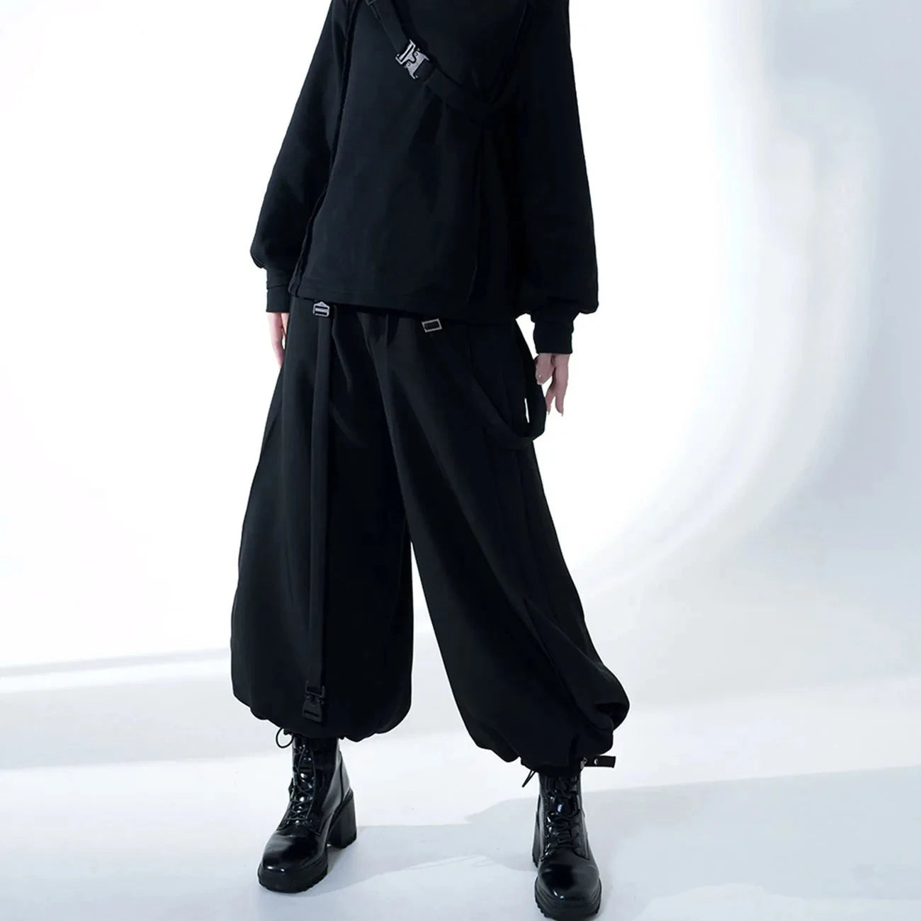 Black Tapered Loose-Fit Wide Leg Pants Black, XS - Streetwear Pants - Slick Street