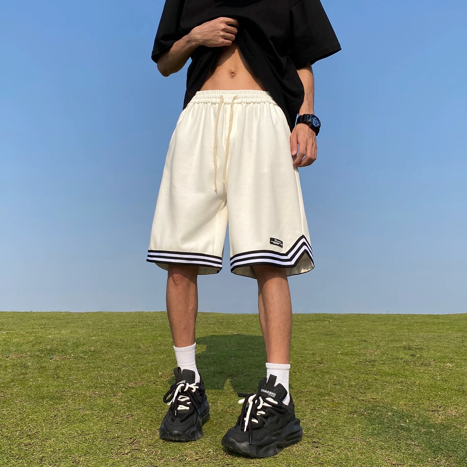 D2A Shorts White, XS - Streetwear Shorts - Slick Street