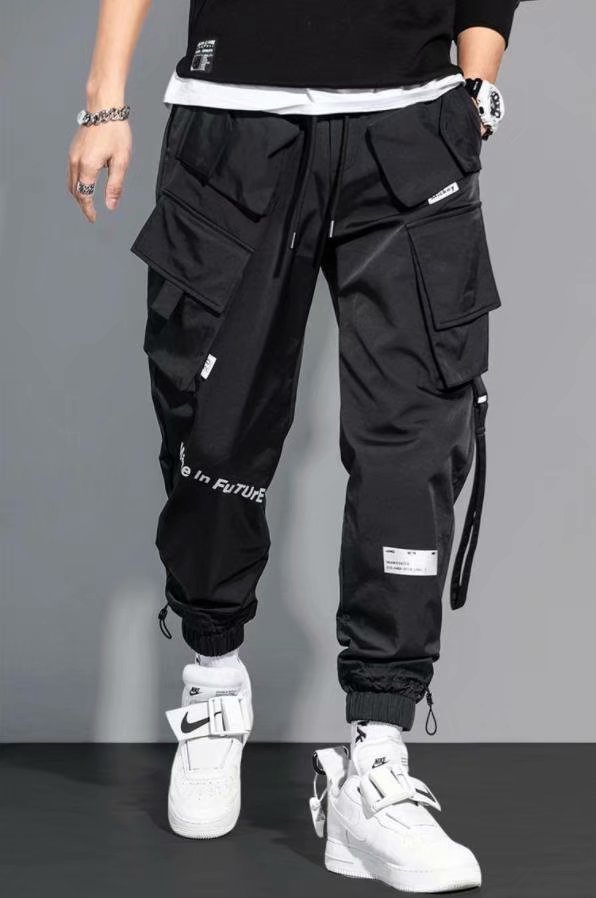 Made in Future Multi Pocket Cargo Pants XS, Black - Streetwear Pants - Slick Street
