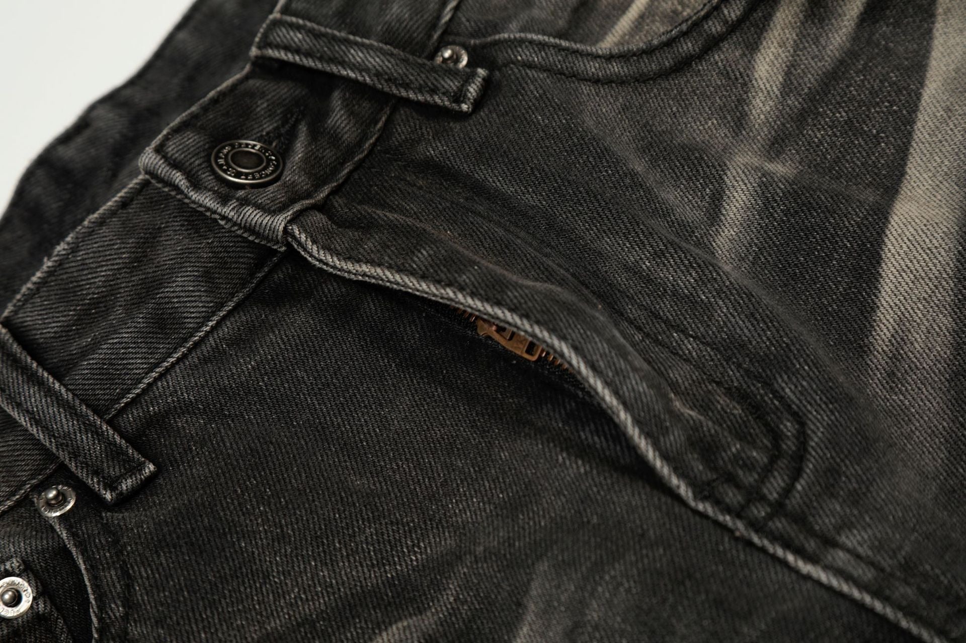 Dustveil Fade Jeans , - Streetwear Jeans - Slick Street